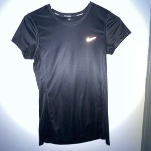 NIKE Dri-Fit Shirt